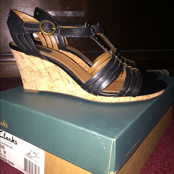 Brand NEW Clark Laguna Cove Black Sandals Size 6.5 - Picture 2 of 6